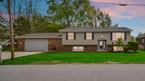 235 E 13th St, Hobart, IN, 46342-5939 | Card Image
