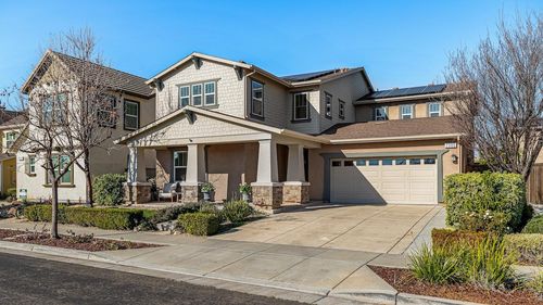 2305 Augusta Ave, Tracy, CA, 95377-8427 | Card Image