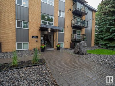 304 - 11325 103 Ave Nw, Condo with 3 bedrooms, 2 bathrooms and null parking in Edmonton AB | Image 3