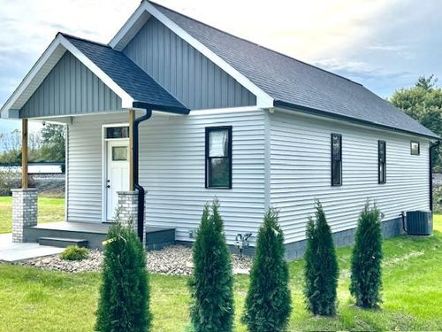 139 Back St, Lucasville, OH, 45648-7713 | Card Image