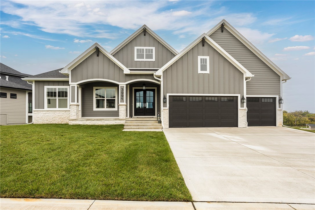 177th Ct, Clive, IA 50325