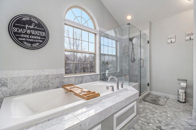 3172 Waldon Ridge Dr, House other with 4 bedrooms, 4 bathrooms and null parking in Orion MI | Image 17