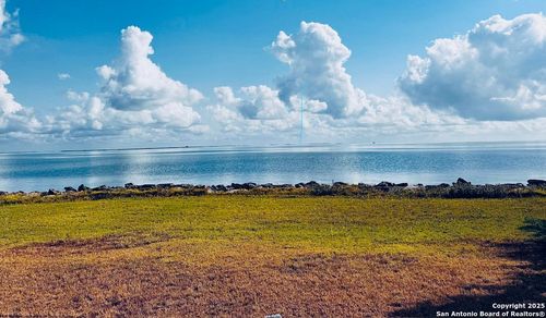 946 S Ocean Dr, Port Lavaca, TX, 77979 | Card Image