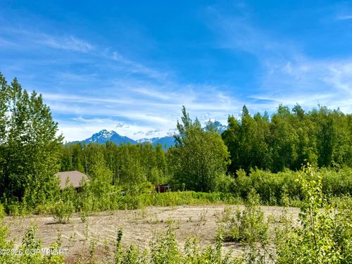 2921 S Davis Rd, Wasilla, AK, 99654-8707 | Card Image