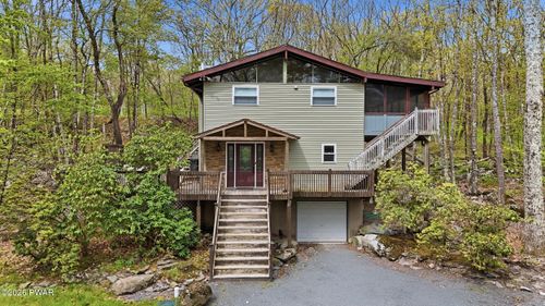 801 Canoebrook Court W, Lords Valley, PA, 18428 | Card Image
