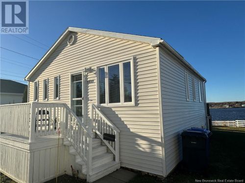 1217 Water St, Miramichi, NB, E1N1A1 | Card Image