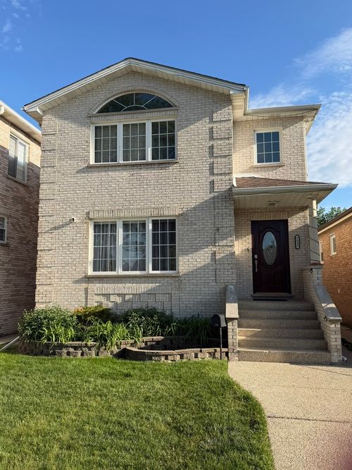 7533 W Carmen Ave, Harwood Heights, IL, 60706-3405 | Card Image