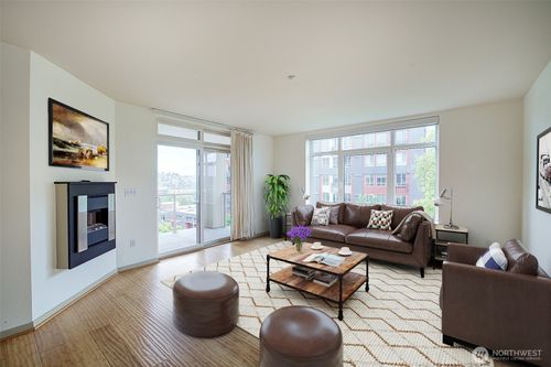 605-1530 Nw Market St, Seattle, WA, 98107-5246 | Card Image