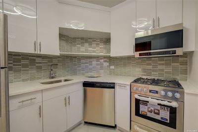 LH - 61-15 97th Street, Home with 1 bedrooms, 1 bathrooms and null parking in Rego Park NY | Image 3