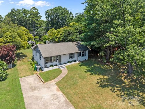 3422 Dublin Rd, Charlotte, NC, 28208-4826 | Card Image