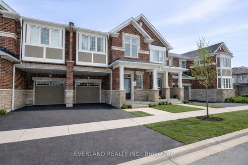 3305 Promenade Thunderbird, Pickering, ON, L1X0N4 | Card Image