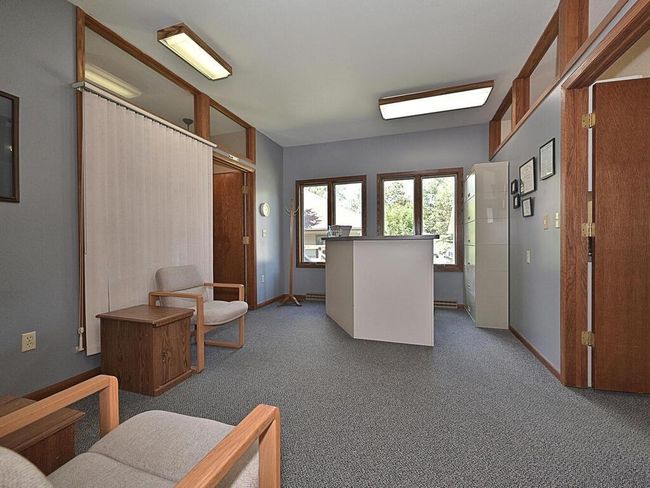Waiting Room Reception Area East Wing | Image 5