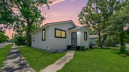 2002 Baldwin St, JACKSONVILLE, FL, 32209-7008 | Card Image