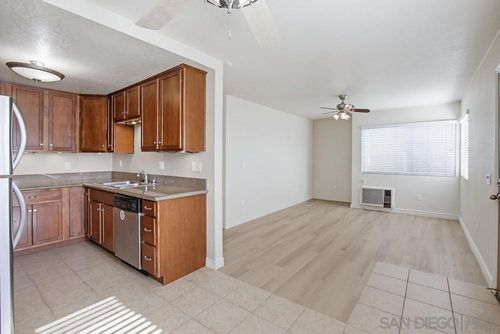apt-18-12745 Robison Blvd, Poway, CA, 92064-4419 | Card Image