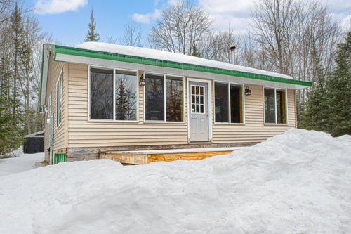 12245 Sanders Dr, Presque Isle, WI, 54557 | Card Image