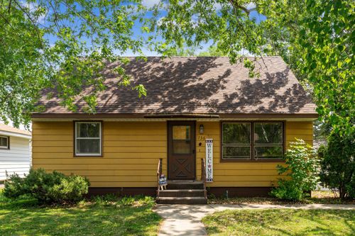 736 24th Ave N, Saint Cloud, MN, 56303-3253 | Card Image