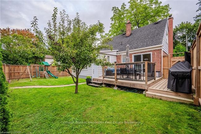 28 Winston Cres, House other with 3 bedrooms, 2 bathrooms and 1 parking in Guelph ON | Image 37