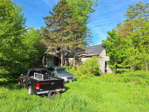 407 River Rd, South Acworth, NH, 03607-4712 | Card Image