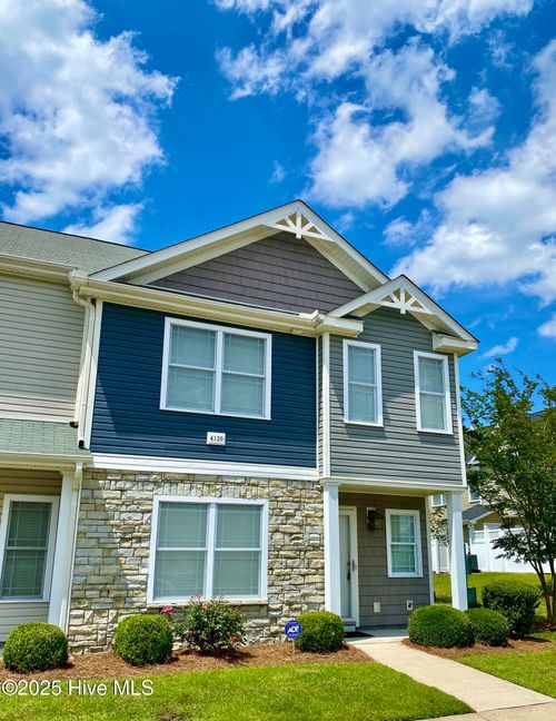 s8-4120 Kittrell Farms Dr, Greenville, NC, 27858-8169 | Card Image