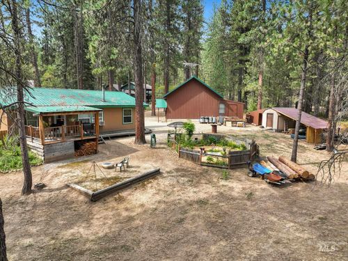 10 Cricket Rd, Garden Valley, ID, 83622-6002 | Card Image