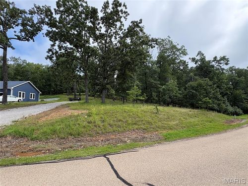 7074 Lake Point Drive, Perryville, MO, 63775 | Card Image