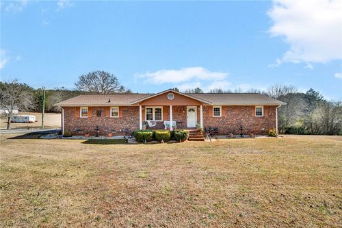 133 Old Liberty Pickens Rd, Pickens, SC, 29671-9054 | Card Image
