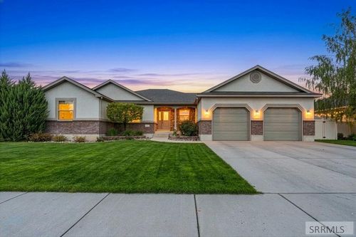 626 Cook St, Rexburg, ID, 83440-2554 | Card Image