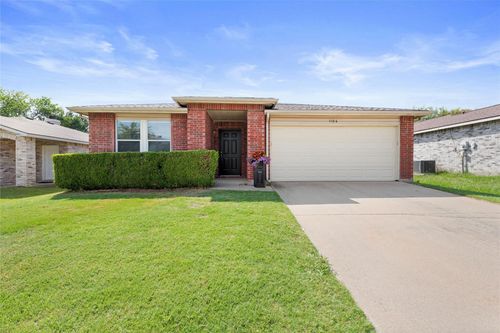 3106 Valley Crest Dr, McKinney, TX, 75070-7796 | Card Image