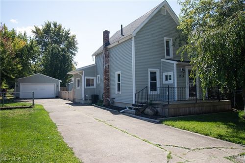 1614 E 49th St, Ashtabula, OH, 44004-6146 | Card Image