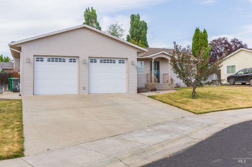 1923 Birch Dr, Lewiston, ID, 83501-6012 | Card Image