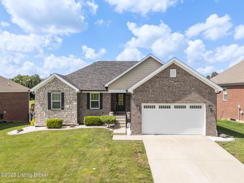 4431 Chickasawhaw Dr, Sellersburg, IN, 47172-8322 | Card Image
