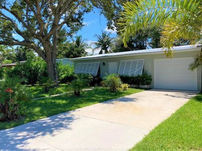 1351 3rd Court, House other with 2 bedrooms, 1 bathrooms and null parking in Vero Beach FL | Image 1