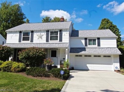 968 Bryan Dr, South Euclid, OH, 44121-3808 | Card Image