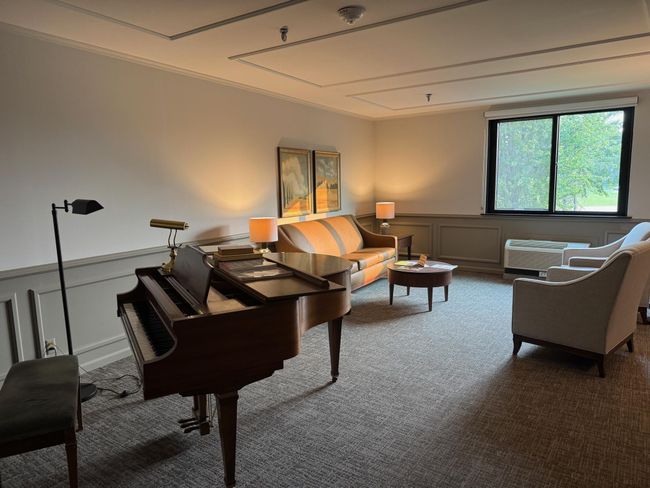 Music Room.jpg | Image 10