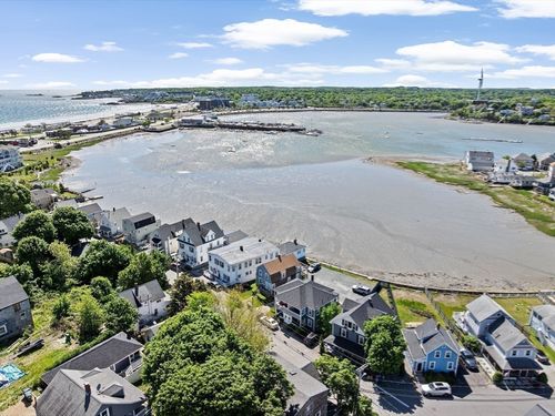49 Bay St, Hull, MA, 02045-2947 | Card Image