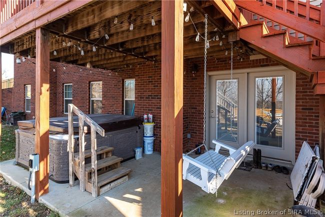 8408 Locust Dr, Home with 4 bedrooms, 3 bathrooms and null parking in Charlestown IN | Image 8