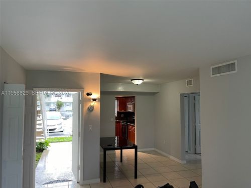 h113-7670 Sw 82nd St, Miami, FL, 33143-7485 | Card Image