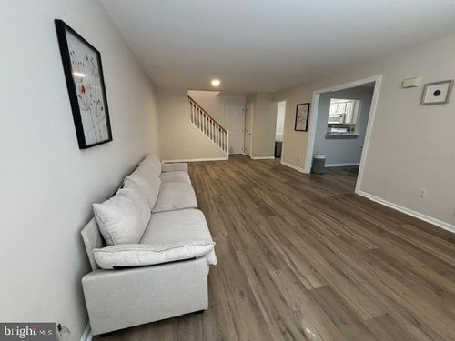 906 Coventry Way, MOUNT LAUREL, NJ, 08054-6705 | Card Image