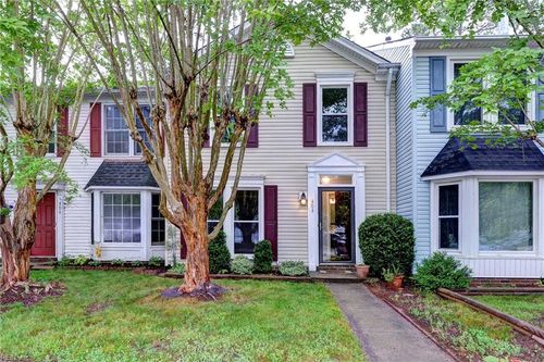 404 Arabian Cir, Yorktown, VA, 23693-2803 | Card Image