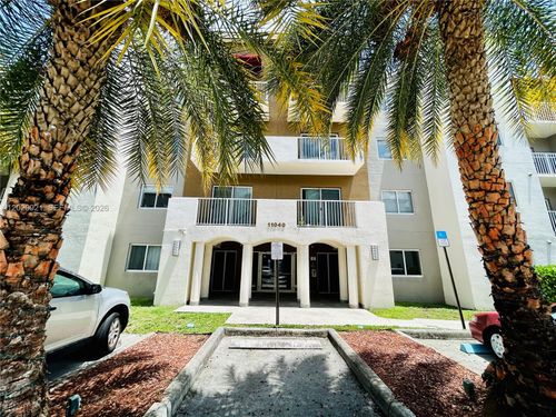 412-11040 Sw 196th St, Cutler Bay, FL, 33157-8492 | Card Image