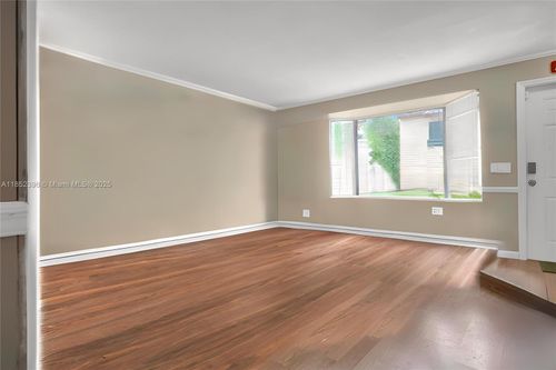 10194 Sw 77th Ct, Miami, FL, 33156-2667 | Card Image