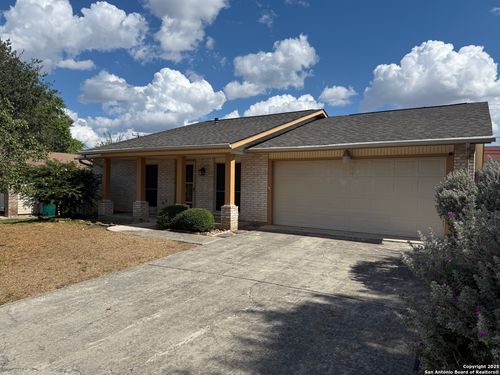 11017 White Sands, Live Oak, TX, 78233-3054 | Card Image