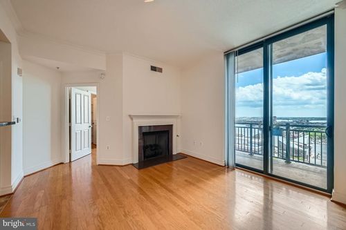 apt-2901-414 Water St, BALTIMORE, MD, 21202-3294 | Card Image