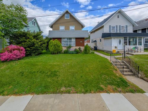 627 W Gardner Ave, GLENOLDEN, PA, 19036-1717 | Card Image