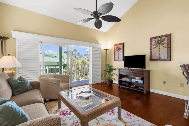 APT-10 - 109 Bayshore Rd, Condo with 2 bedrooms, 2 bathrooms and null parking in Nokomis FL | Image 7
