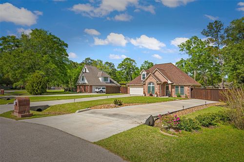 910 Apollo St, New Caney, TX, 77357-3007 | Card Image