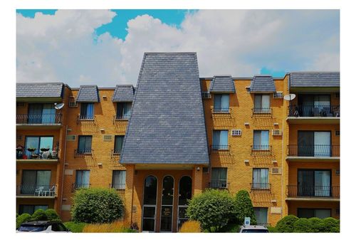314-931 W Arquilla Dr, Glenwood, IL, 60425-1147 | Card Image