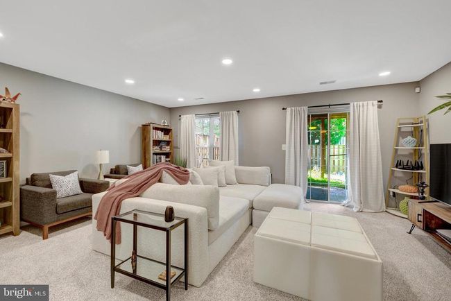 45509 Trail Run Ter, Townhouse with 3 bedrooms, 3 bathrooms and null parking in STERLING VA | Image 10