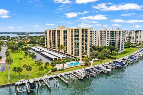 606-690 Island Way, CLEARWATER BEACH, FL, 33767-1927 | Card Image