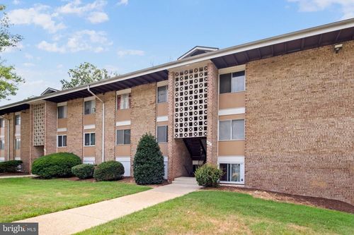 6713b-512 Wilson Bridge Dr, OXON HILL, MD, 20745-1840 | Card Image